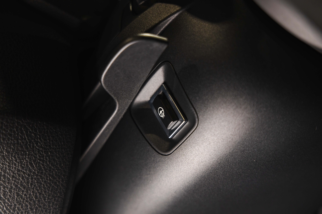 BMW M4 2015 фото BMW M4 2015 фото 38