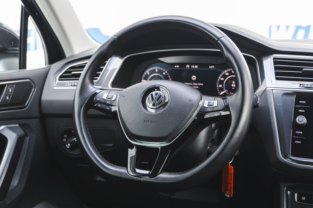 Volkswagen Tiguan 2018 фото 18