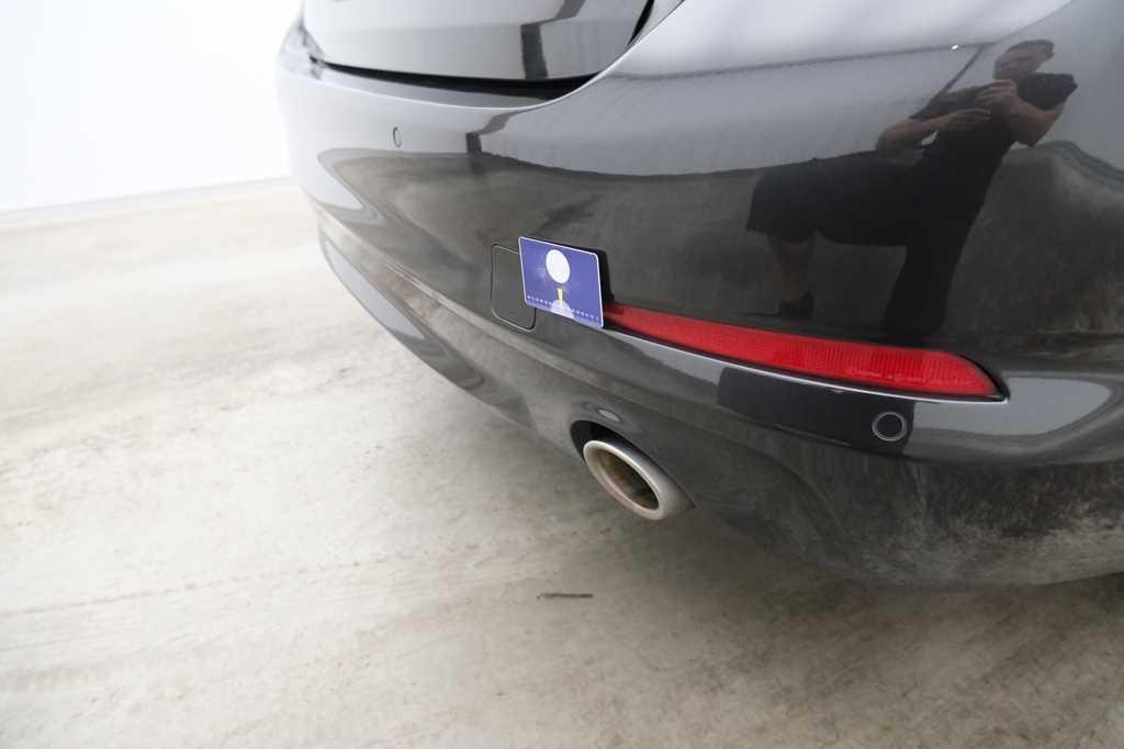 BMW 5 Series 2017 фото 11