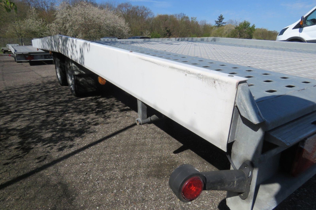 Blyss Anhänger Jupiter 2017 photo 8