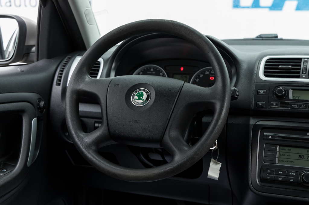 Skoda Roomster 2007 photo 9