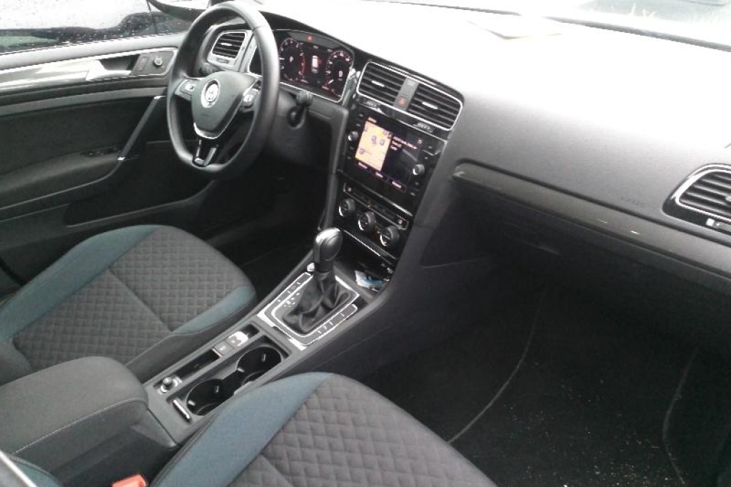 Volkswagen Golf 2019 фото 5