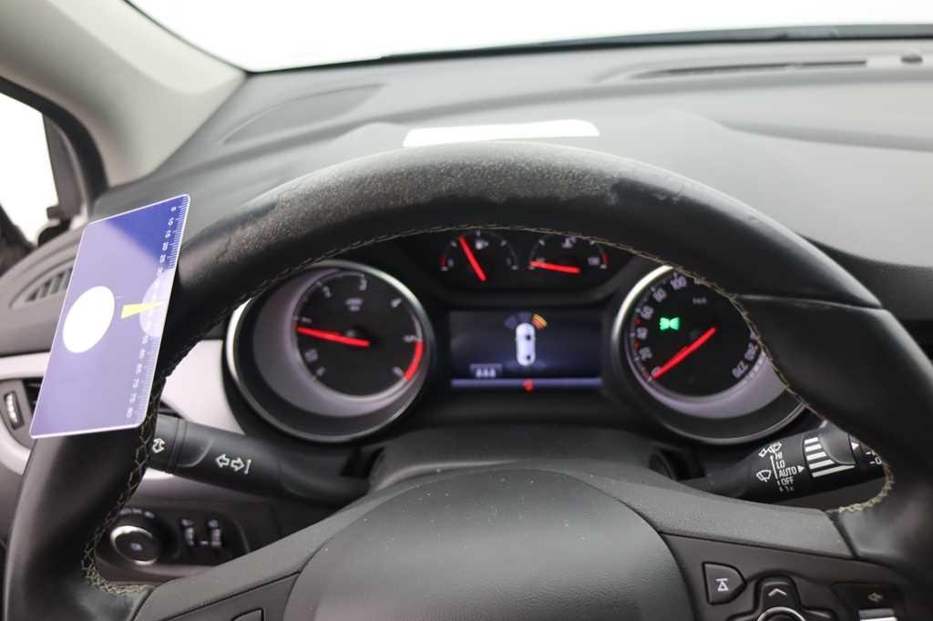 Opel Astra Sports Tourer 2016 photo 26