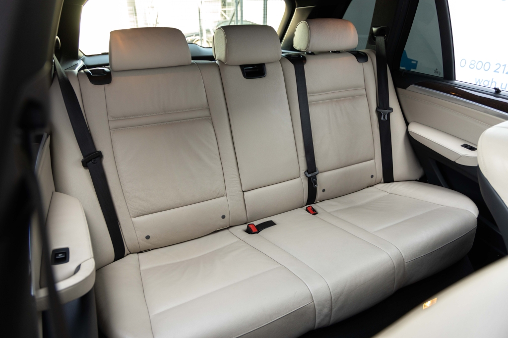 BMW X5 Xdrive 35i 2012 фото BMW X5 Xdrive 35i 2012 фото 29