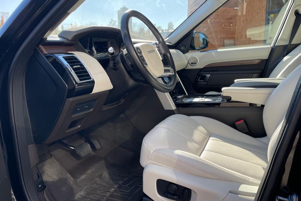 Land Rover Discovery HSE 3.0TDi 2018 photo 4