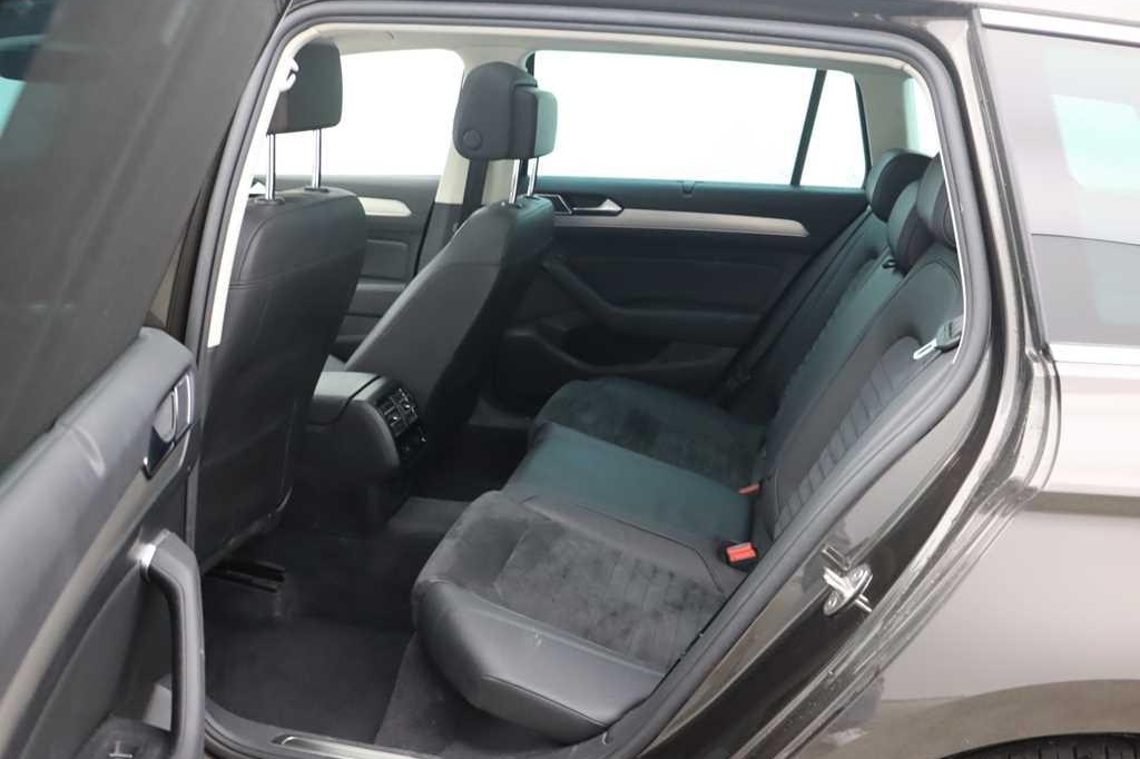 Volkswagen Passat Variant 2016 фото 2