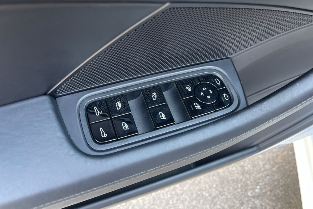 Porsche Panamera turbo 2017 фото 14