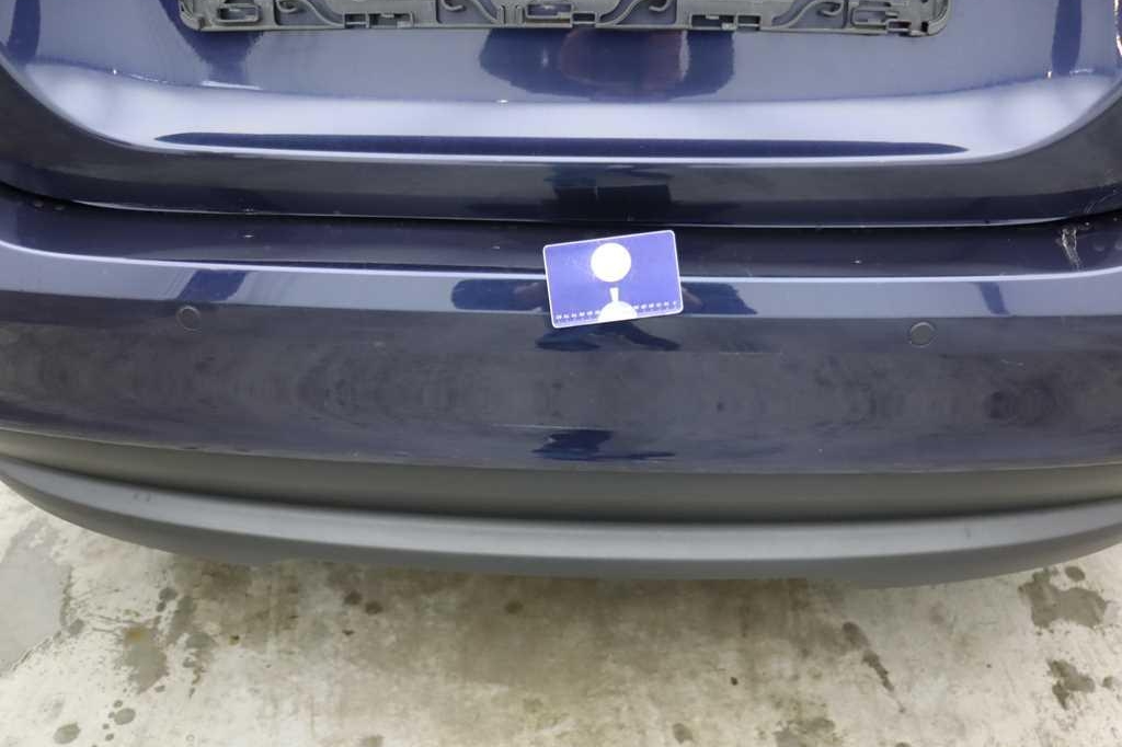 Jaguar XE 2017 фото 15