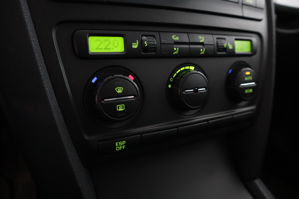 Skoda Octavia A5 MPI фото 12