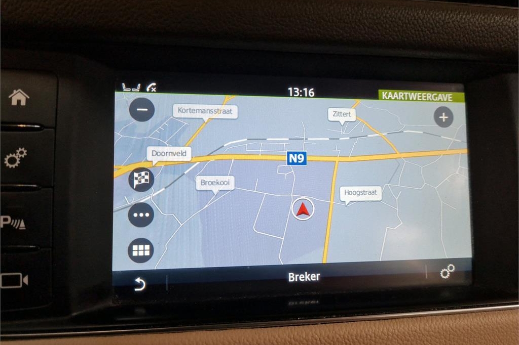 Jaguar XF Sportbrake 2018 photo 7