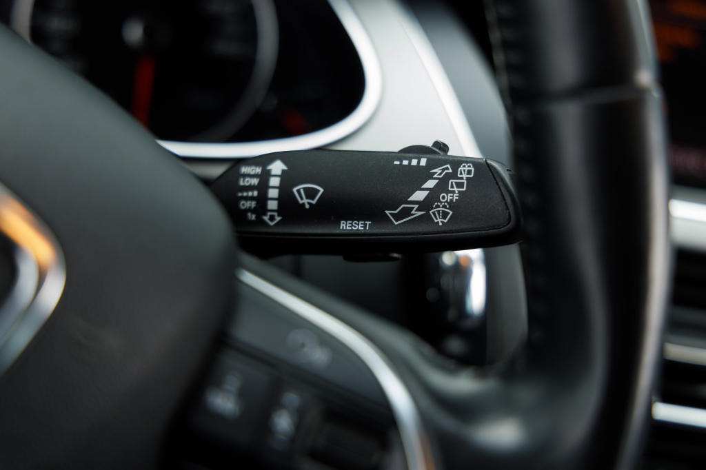 Audi A4 S Line photo 15