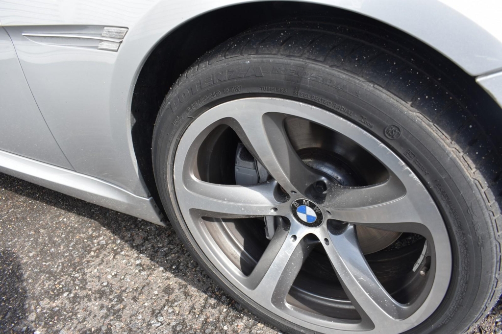 BMW 6 Series 2010 photo 12