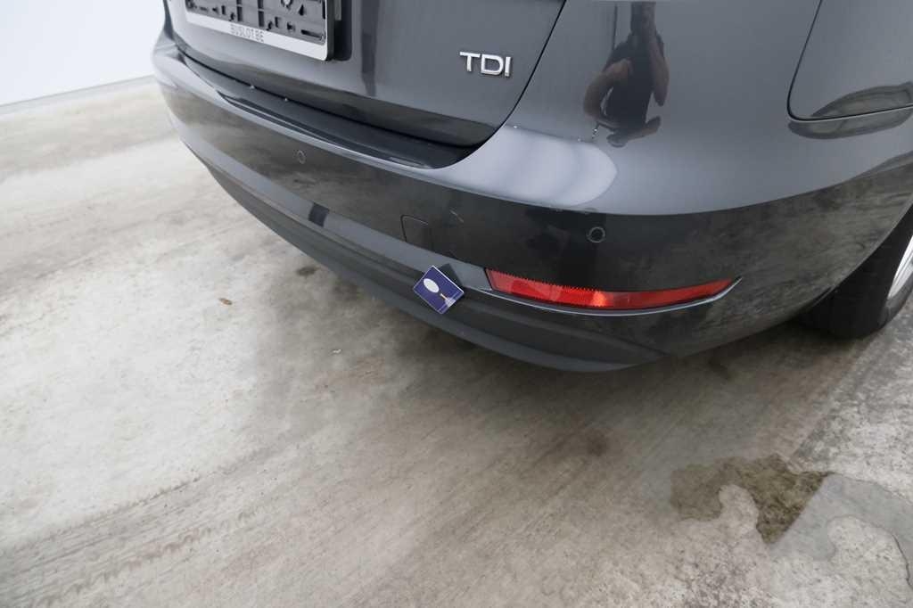 Audi A4 Avant 2016 фото 22