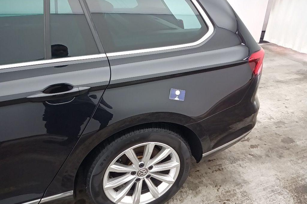 Volkswagen Passat Variant 2017 фото 21