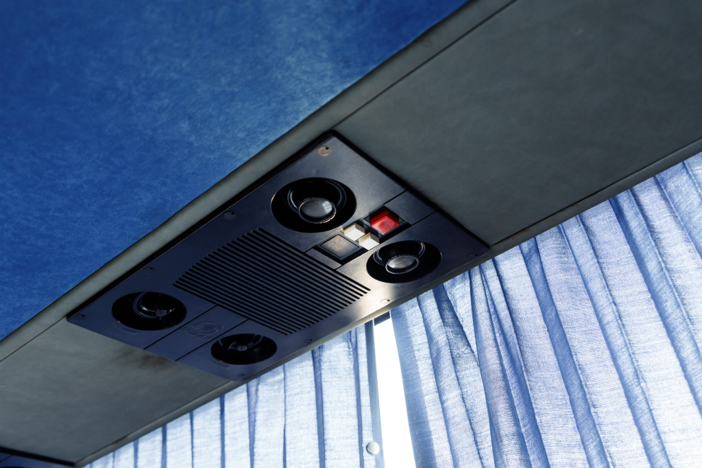 Mercedes-Benz OH 1634 L 1999 photo 11