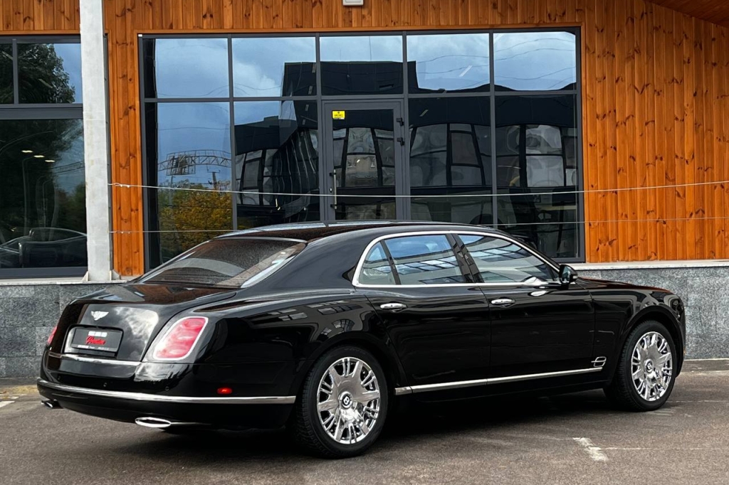 Bentley Mulsanne 2013 фото 3
