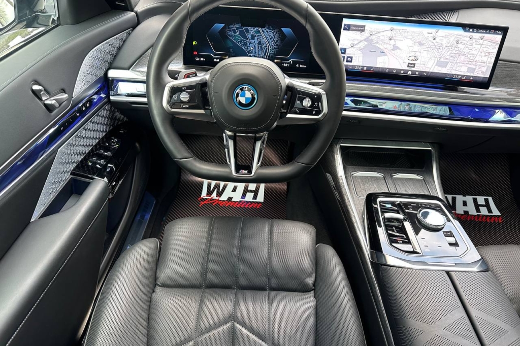 BMW i7 2023 фото 24