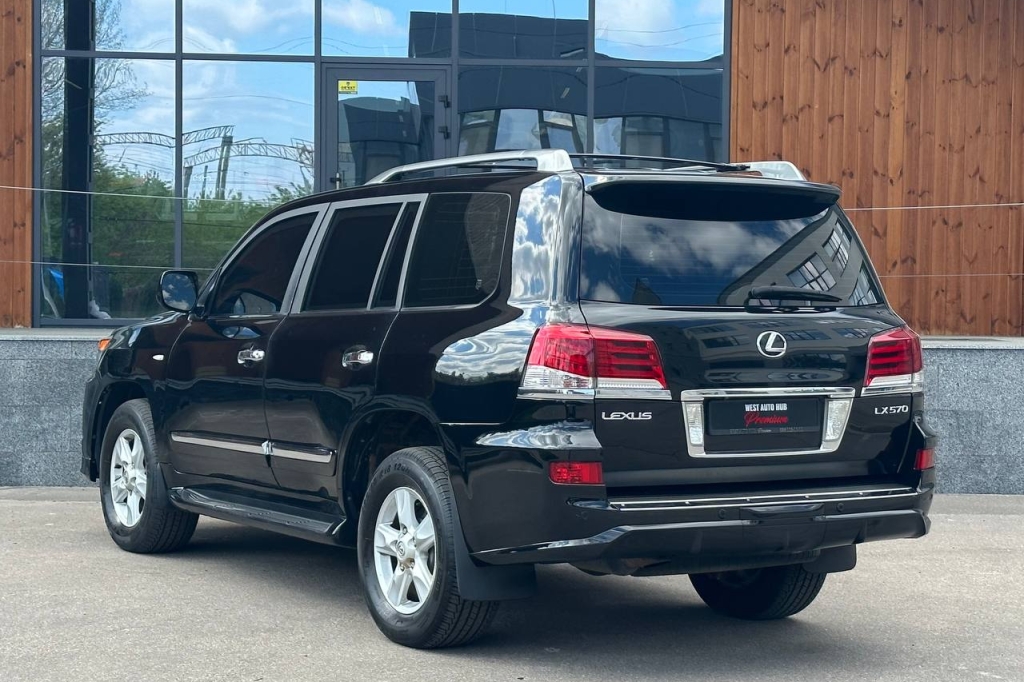 Lexus LX 570 GUARD B6 2010 фото Lexus LX 570 GUARD B6 2010 фото 3