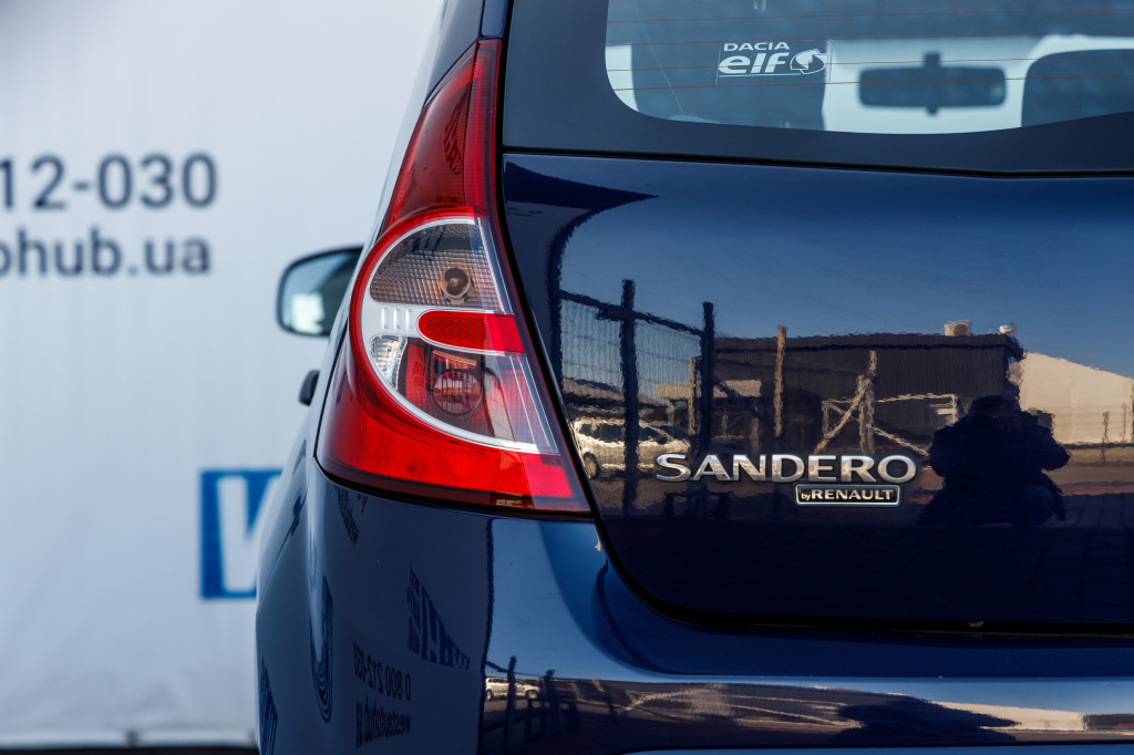 Dacia Sandero 2010 photo 5