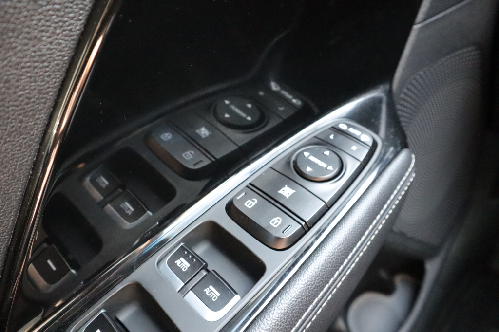 Kia Niro 2017 фото 11