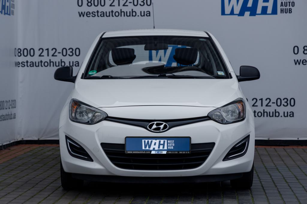 Hyundai i20 фото 5