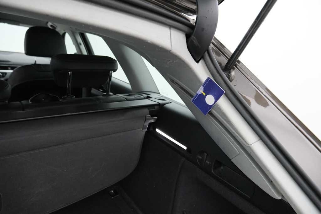 Audi A4 Avant 2016 фото 18