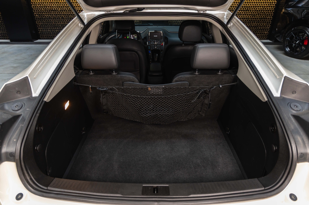 Opel Ampera 2011 фото 46