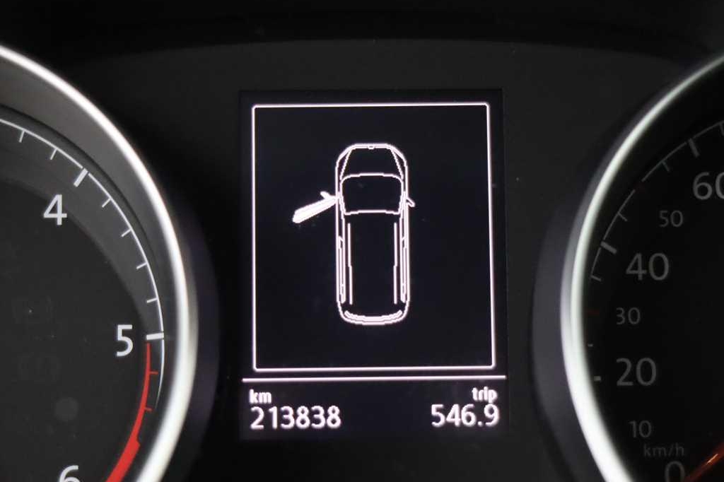 Volkswagen Touran 2017 фото 4