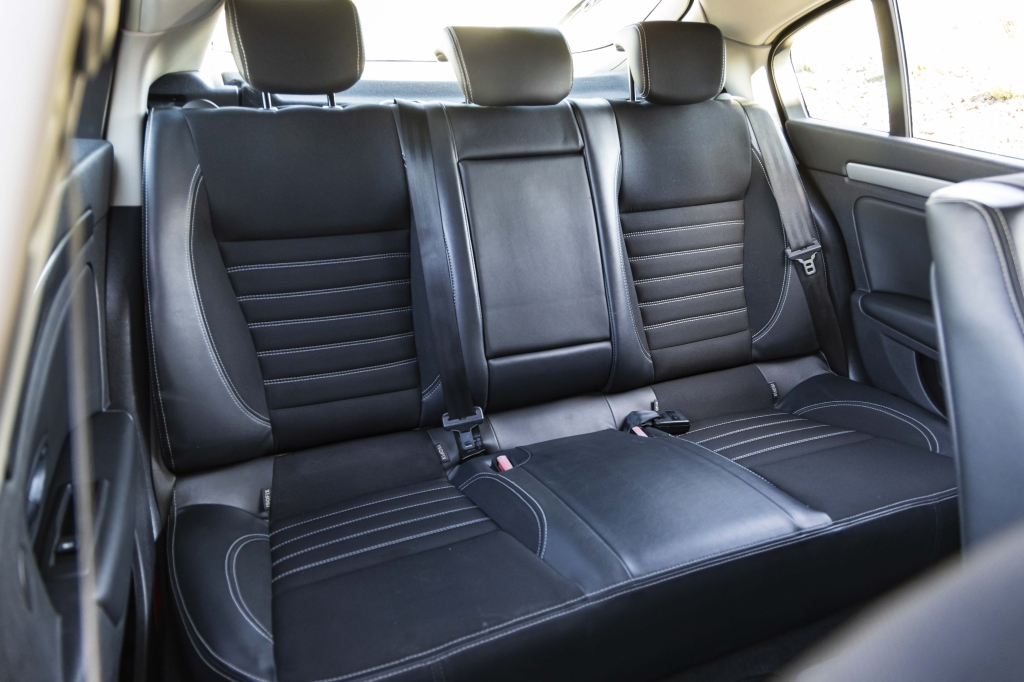 Renault Laguna 2014 photo 27