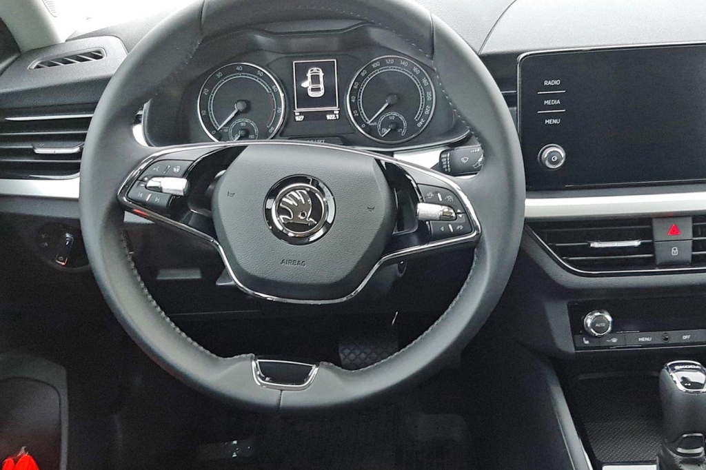 Skoda Scala 2020 фото 1