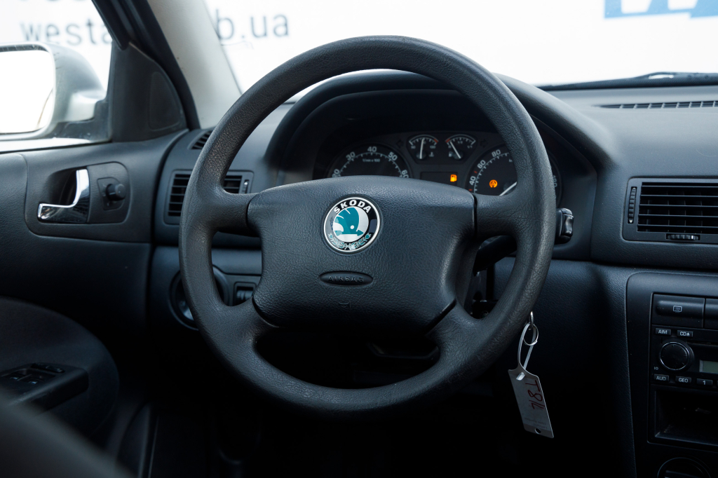 Skoda Octavia Tour photo 6