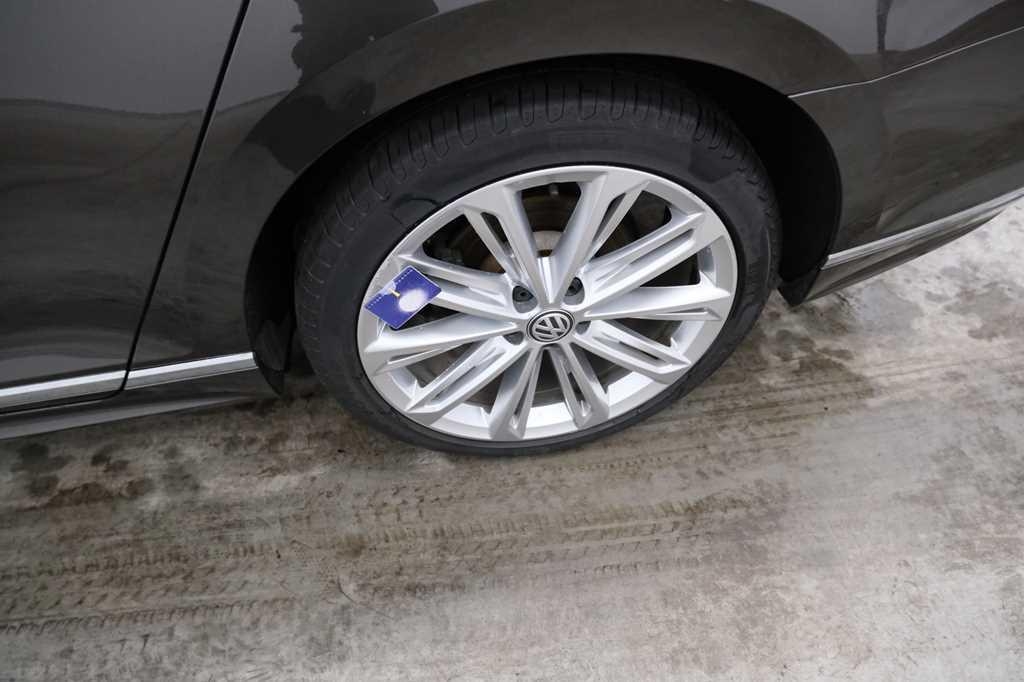 Volkswagen Passat Variant 2016 фото 18