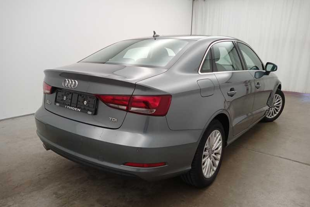 Audi A3 2016 photo 1