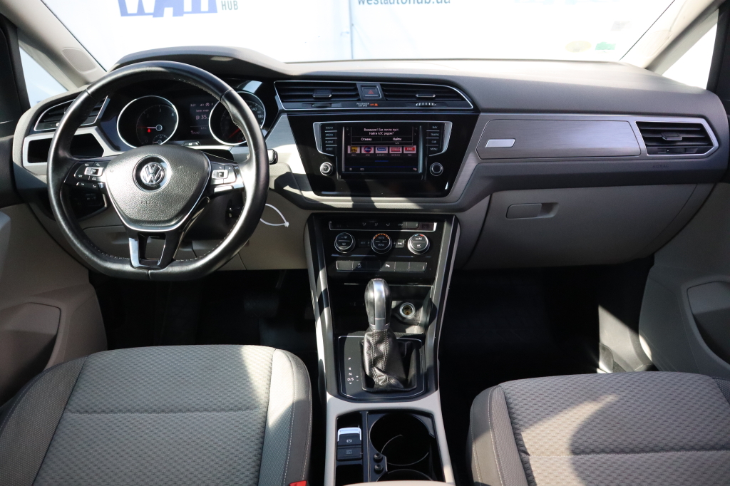 Volkswagen Touran 2016 фото 9