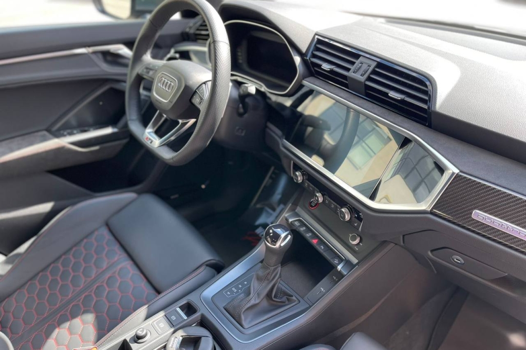 Audi RS Q3 Sportback 2022 photo 13