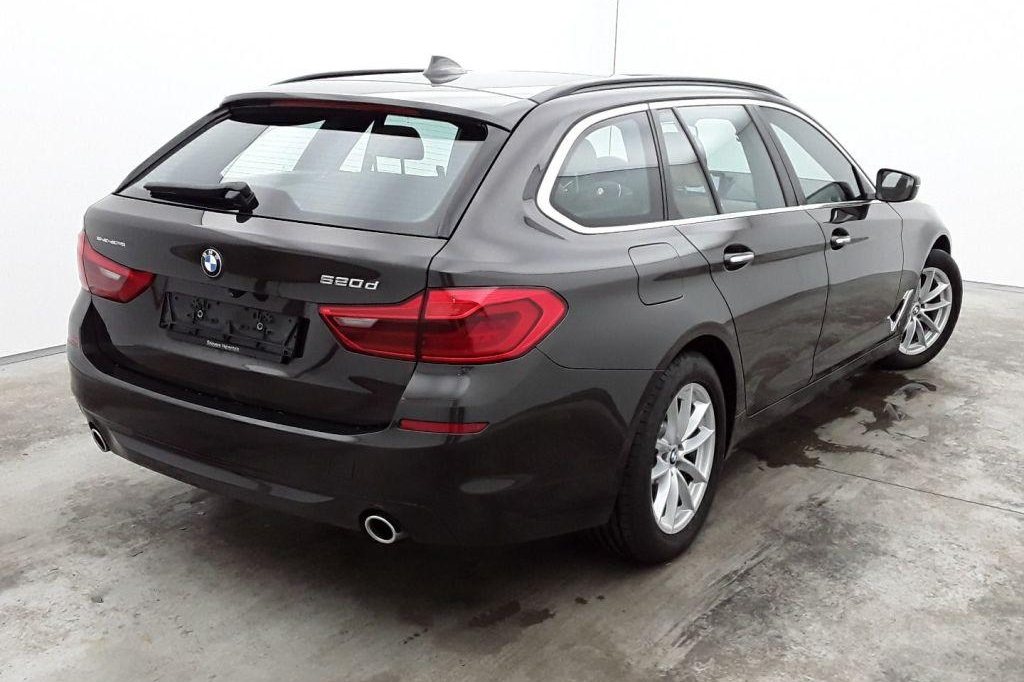 BMW 5er Touring 2017 photo 6