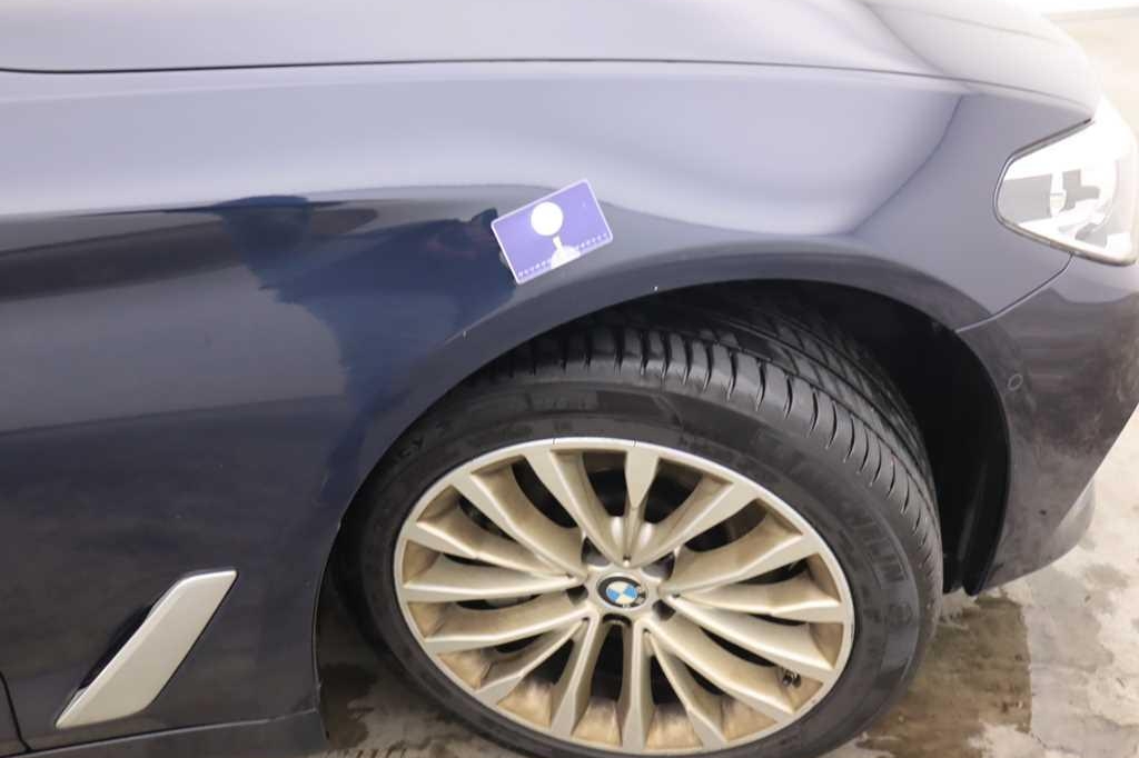 BMW 5er Touring 2017 фото 16