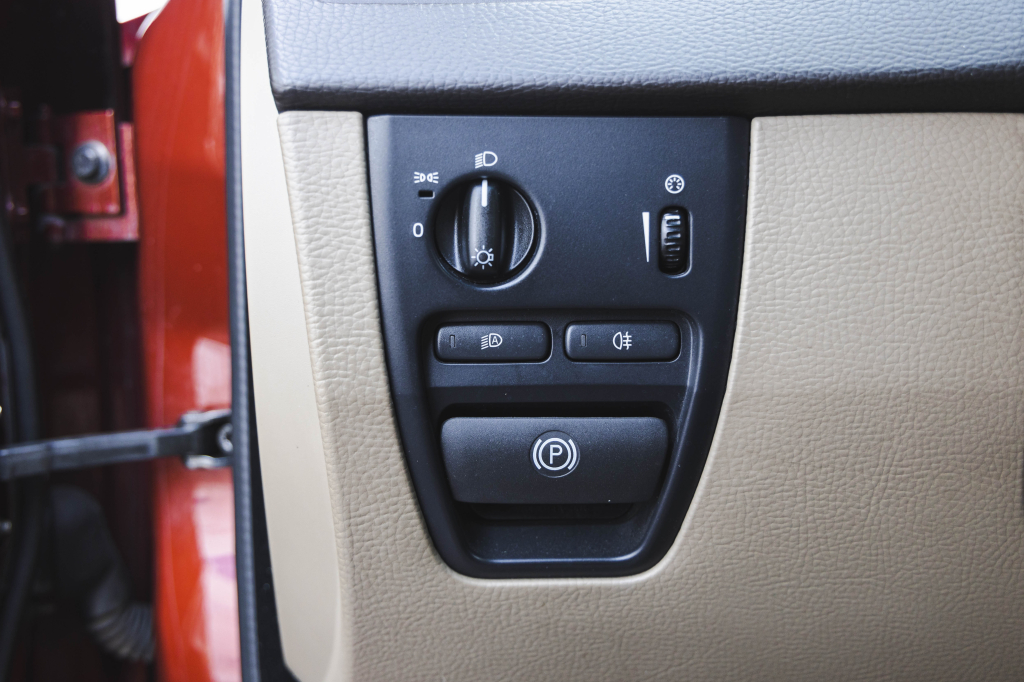 Volvo XC90 2013 фото 13