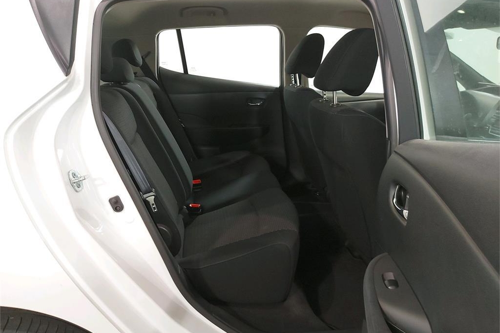 Nissan Leaf 2016 photo 7