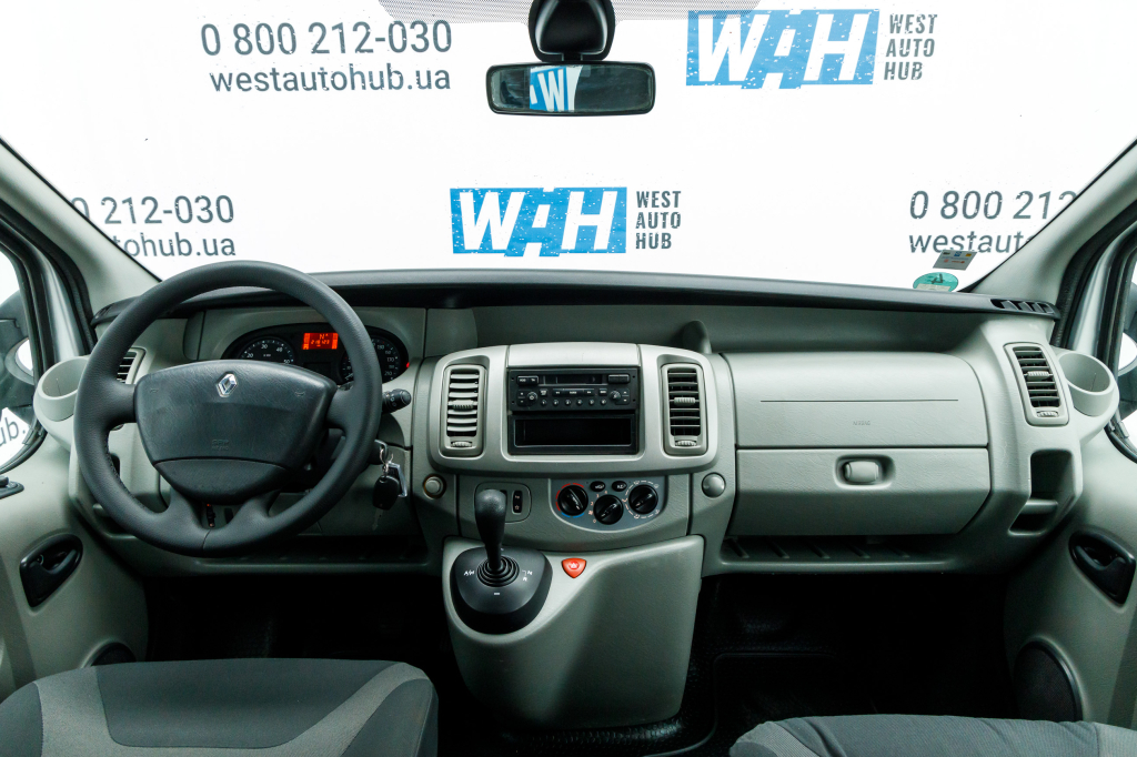 Renault Trafic 2009 фото 10