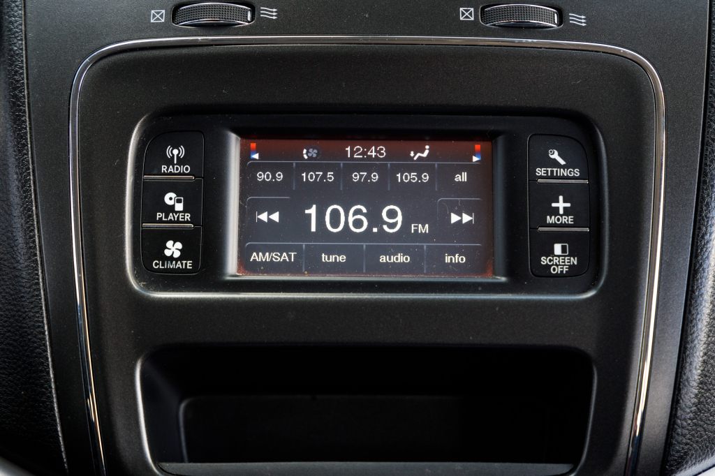 Dodge Journey 2014 фото 19