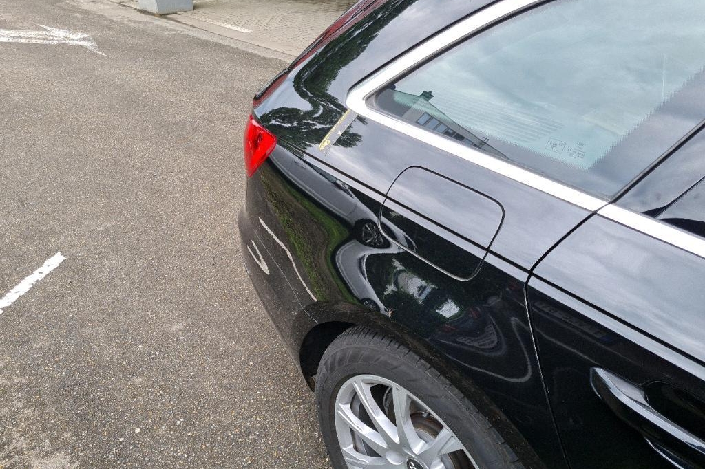 Audi A4 Avant 2017 фото 17