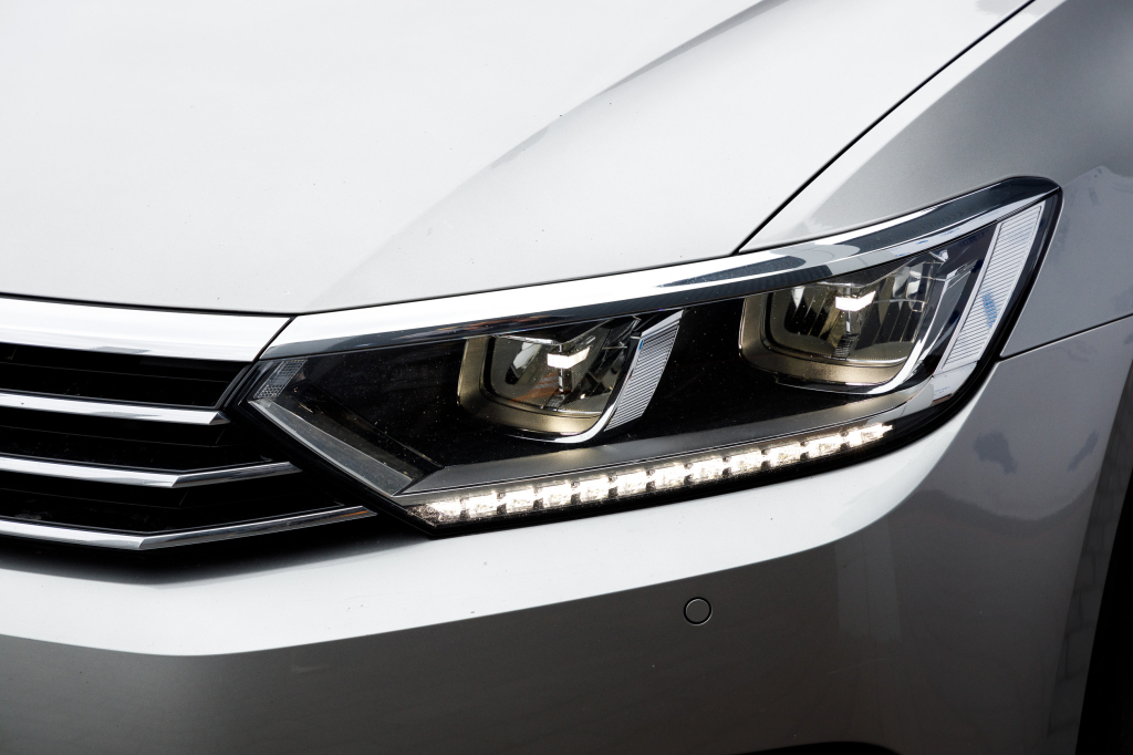 Volkswagen Passat B8 Highline 2016 фото 15