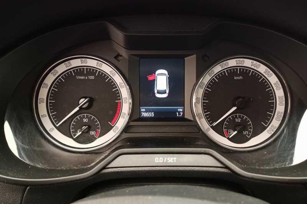 Skoda Octavia Combi 2018 photo 7