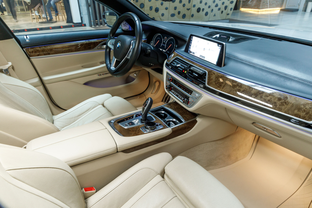 BMW 740 2016 photo 57