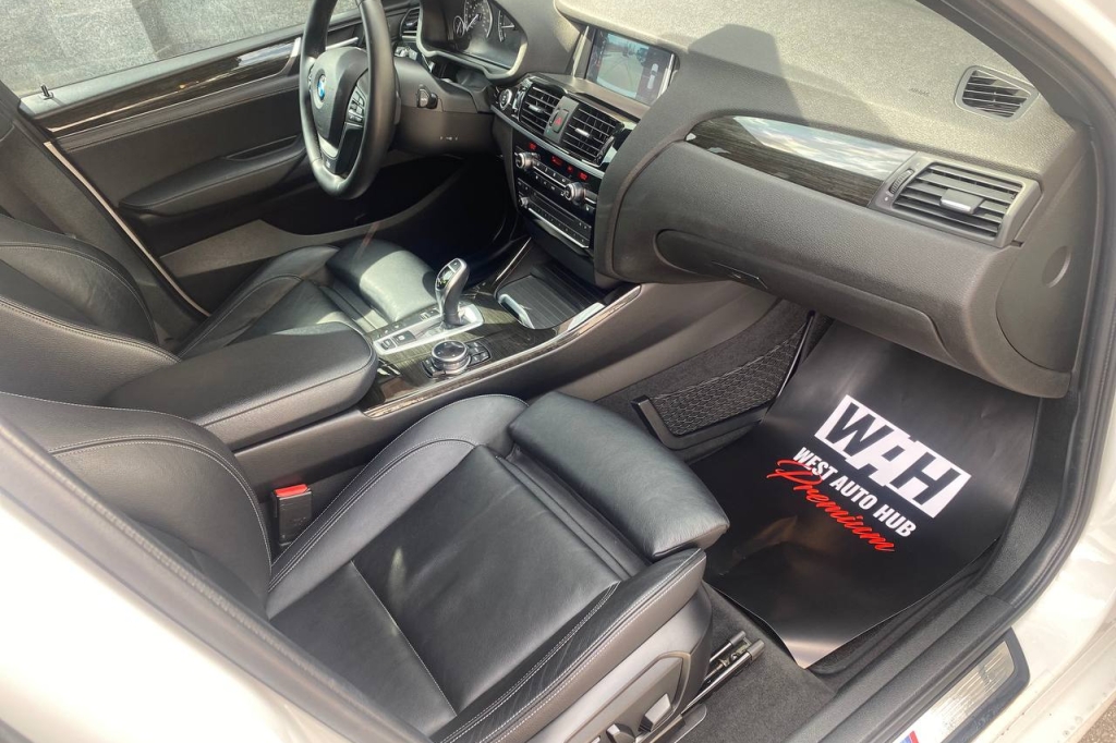 BMW X3 28i AT 2015 photo 12