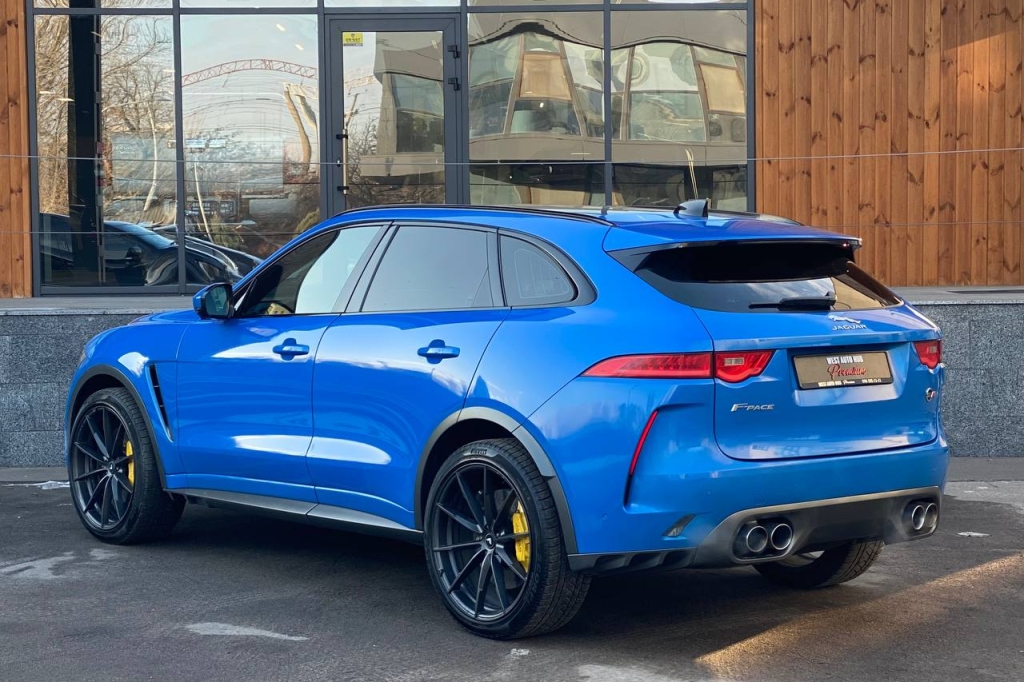 Jaguar F-Pace SVR 2020 фото 3
