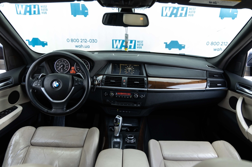 BMW X5 Xdrive 35i 2012 фото BMW X5 Xdrive 35i 2012 фото 24