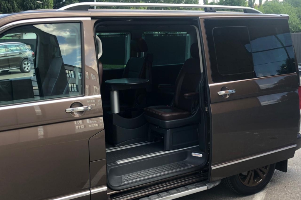 Volkswagen Multivan HIGHLINE 2011 фото 5