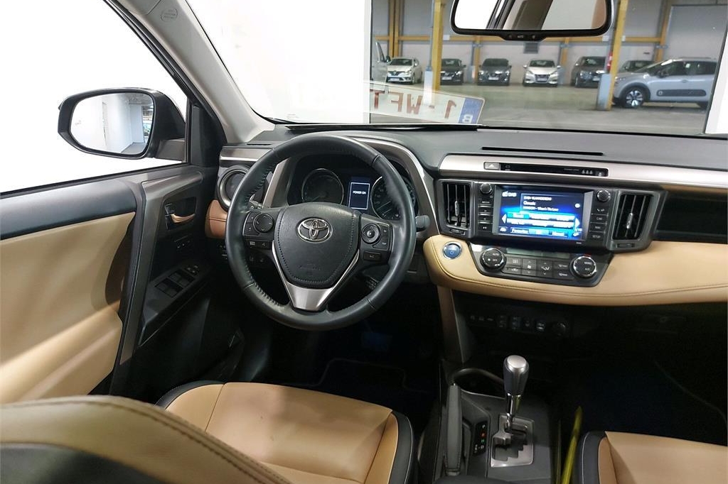 Toyota RAV4 2019 photo 2